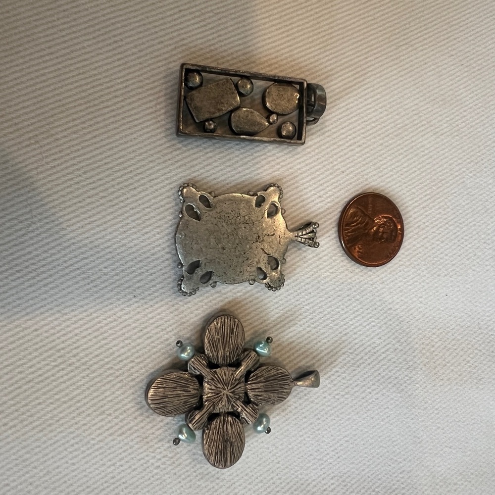 3 Lia Sophia mother of pearl and rhinestones necklace slides pendants - Picture 3 of 14